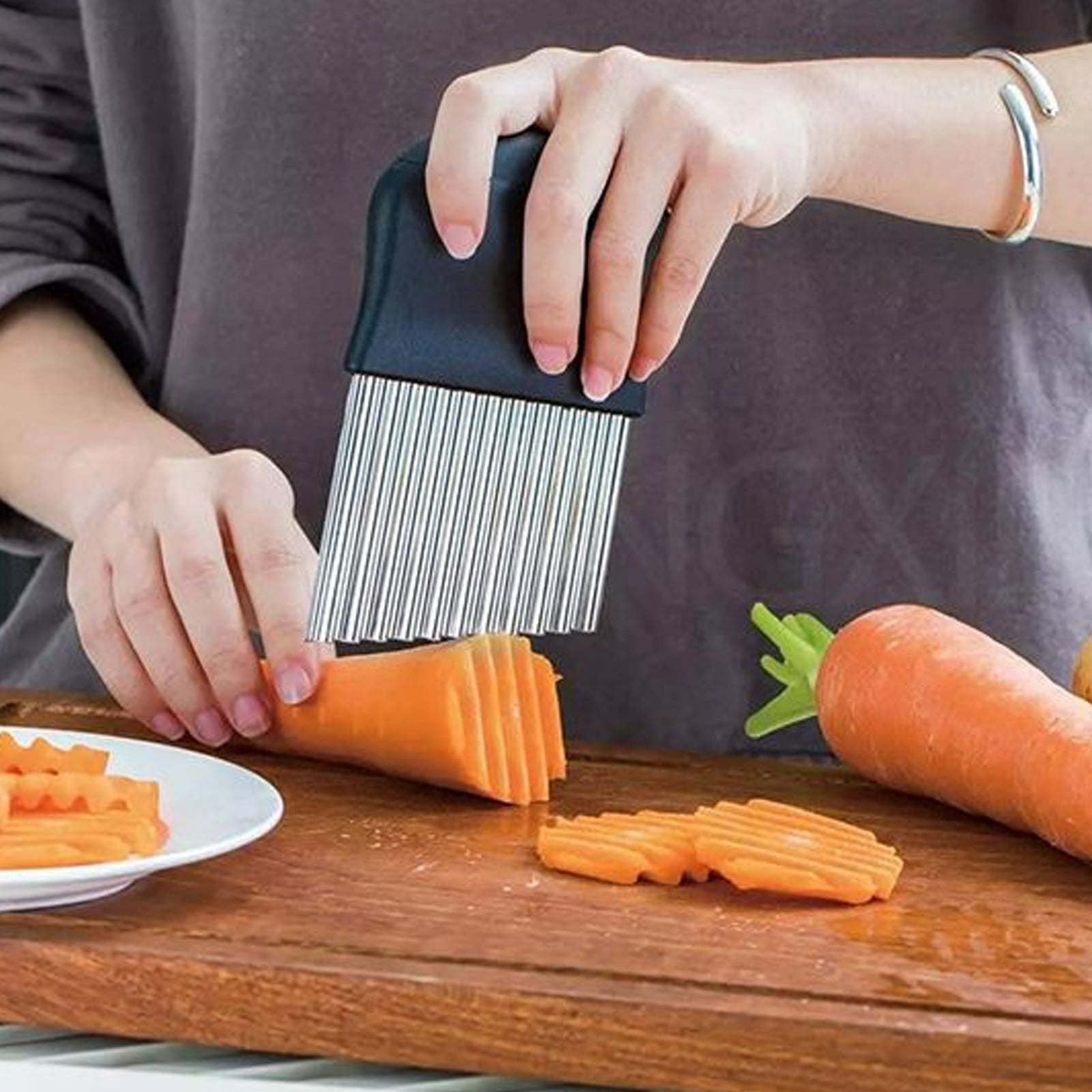 JWDX Crinkle Chopper, 2Pc Wavy Potato Soap Cutting Tool French Fry Slicer Stainless Steel Blade Wooden Handle Serrator Chopping Knife Z1-C 4 JWDX Crinkle Chopper, 2Pc Wavy Potato Soap Cutting Tool French Fry Slicer Stainless Steel Blade Wooden Handle Serrator Chopping Knife Z1-C - Image 4