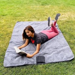 V1221 OUTDOOR CAMPING BLANKET BLACK 06