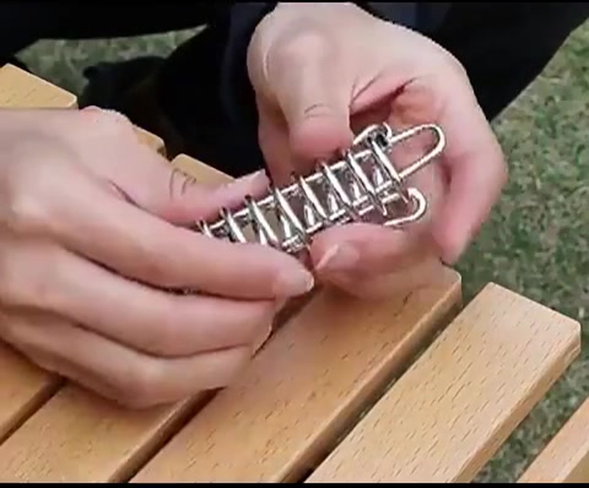4x Tent Tension Spring - Camping Tent - Tension Spring - Sun Sail - Awning Tension Springs - High-Strength Spring Buckle - Mounting Accessories for Camping Tents - Double Hook Tension Spring - Spring for Tents, Awnings, Boats, Caravans - Sturdy & Durable 2 4x Tent Tension Spring - Camping Tent - Tension Spring - Sun Sail - Awning Tension Springs - High-Strength Spring Buckle - Mounting Accessories for Camping Tents - Double Hook Tension Spring - Spring for Tents, Awnings, Boats, Caravans - Sturdy & Durable - Image 2
